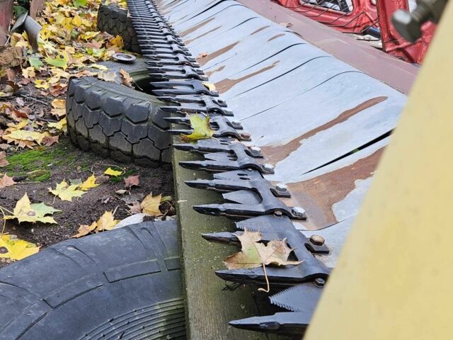 Клаас Другая, объемом двигателя 11.6 л и пробегом 5 тыс. км за 35000 $, фото 3 на Automoto.ua