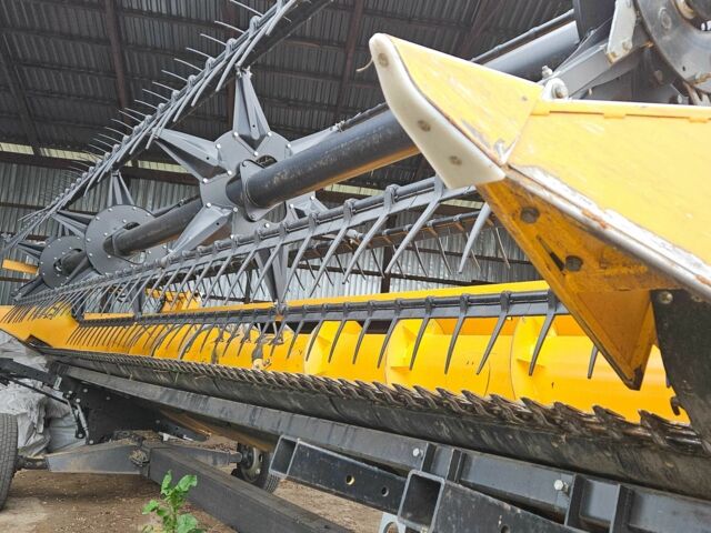 Клаас Другая, объемом двигателя 11.6 л и пробегом 5 тыс. км за 35000 $, фото 12 на Automoto.ua