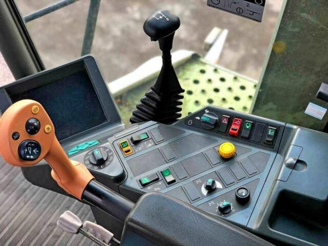 Клаас Другая, объемом двигателя 12 л и пробегом 4 тыс. км за 92968 $, фото 10 на Automoto.ua