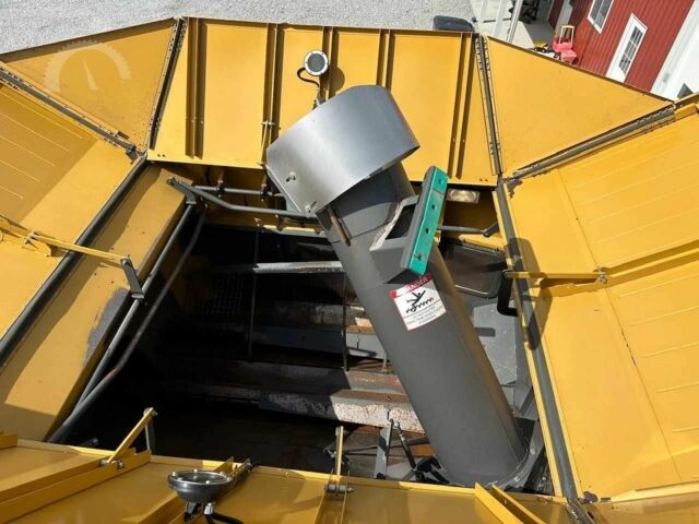 Клаас Другая, объемом двигателя 7.6 л и пробегом 0 тыс. км за 89000 $, фото 4 на Automoto.ua