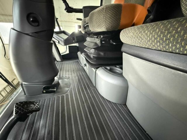 Клаас Другая, об'ємом двигуна 0 л та пробігом 0 тис. км за 108833 $, фото 13 на Automoto.ua