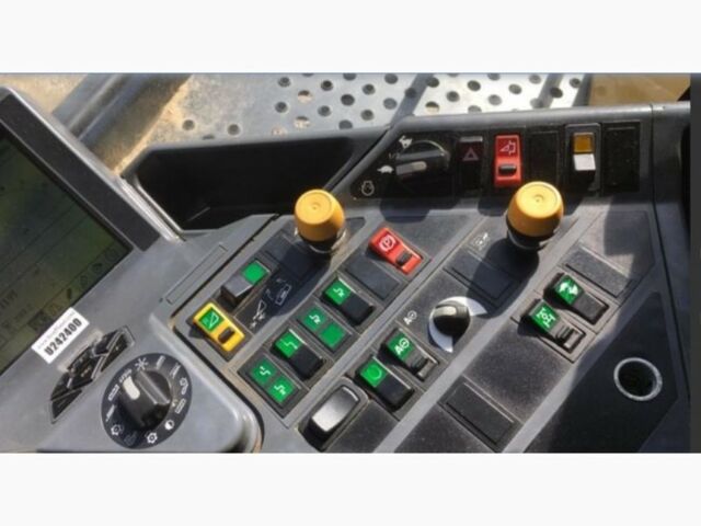 Клаас Другая, объемом двигателя 0 л и пробегом 0 тыс. км за 90000 $, фото 6 на Automoto.ua