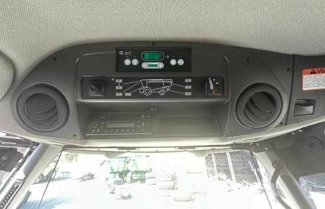 Клаас Другая, объемом двигателя 12.5 л и пробегом 2 тыс. км за 115000 $, фото 12 на Automoto.ua