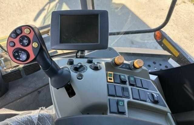 Клаас Другая, объемом двигателя 12.5 л и пробегом 2 тыс. км за 115000 $, фото 14 на Automoto.ua