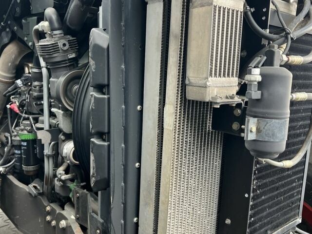 Клаас Другая, об'ємом двигуна 6.8 л та пробігом 12 тис. км за 50483 $, фото 13 на Automoto.ua