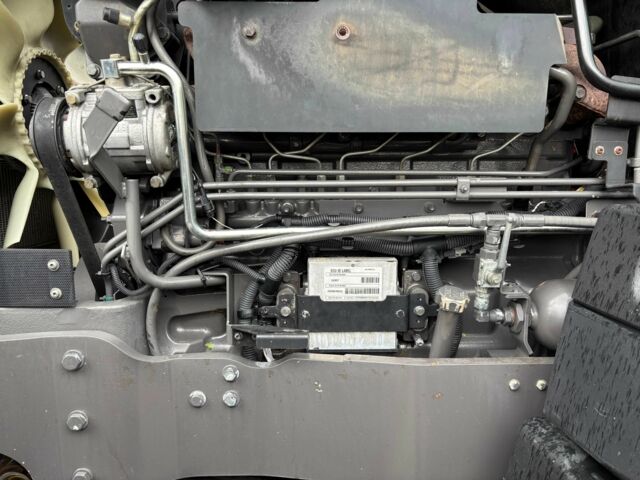 Клаас Другая 2011 у Ковель на Automoto.ua Клаас Другая, об'ємом двигуна 6.79 л та пробігом 0 тис. км за 68934 $, фото 14 на Automoto.ua