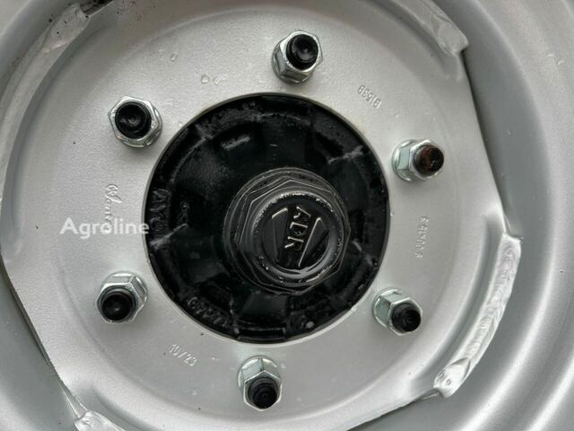 Жовтий Клаас Другая, об'ємом двигуна 0 л та пробігом 0 тис. км за 185927 $, фото 13 на Automoto.ua