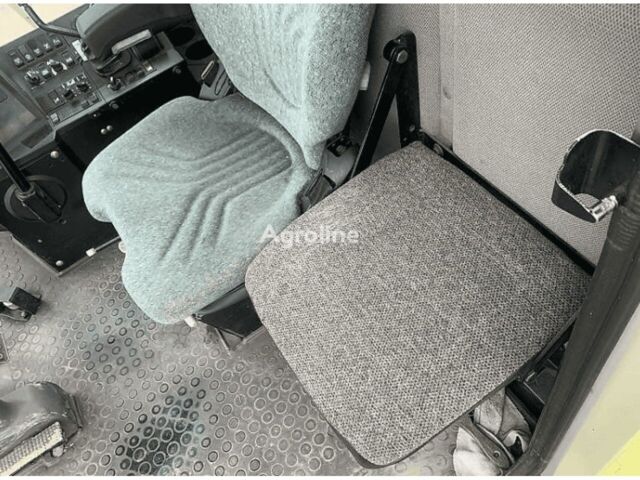 Червоний Клаас Jaguar 860, об'ємом двигуна 0 л та пробігом 0 тис. км за 44794 $, фото 9 на Automoto.ua