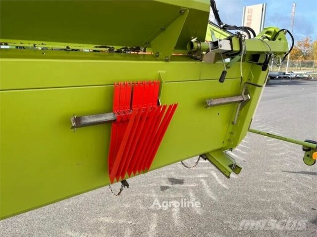 Клаас Lexion 570 2010 в Полтаве на Automoto.ua Клаас Lexion 570, объемом двигателя 0 л и пробегом 0 тыс. км за 99435 $, фото 15 на Automoto.ua