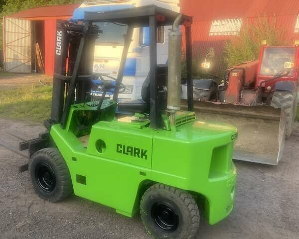 Кларк C 1994 в Мостисках на Automoto.ua Кларк C, объемом двигателя 0 л и пробегом 0 тыс. км за 5200 $, фото 3 на Automoto.ua