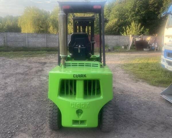 Кларк C 1994 в Мостисках на Automoto.ua Кларк C, объемом двигателя 0 л и пробегом 0 тыс. км за 5200 $, фото 2 на Automoto.ua