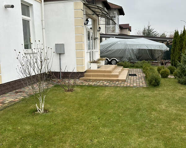 Белый Кроунлайн 220, объемом двигателя 5 л и пробегом 200 тыс. км за 35900 $, фото 55 на Automoto.ua