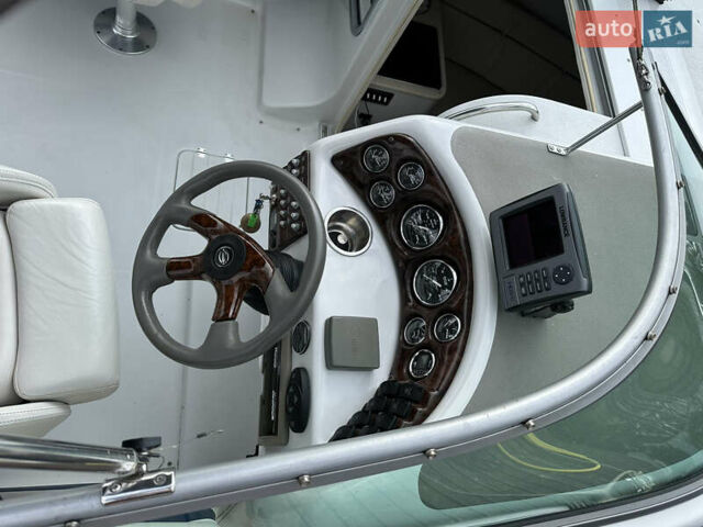 Білий Кроунлайн 220, об'ємом двигуна 5 л та пробігом 200 тис. км за 29999 $, фото 12 на Automoto.ua