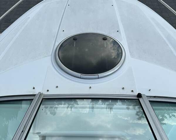 Белый Кроунлайн SC, объемом двигателя 5.7 л и пробегом 1 тыс. км за 65000 $, фото 16 на Automoto.ua