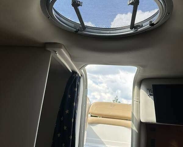 Белый Кроунлайн SC, объемом двигателя 5.7 л и пробегом 1 тыс. км за 65000 $, фото 22 на Automoto.ua