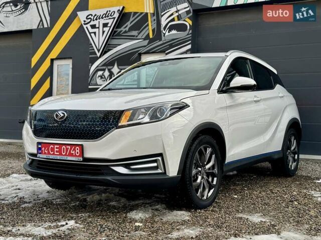 Белый DFSK Seres 3, объемом двигателя 0 л и пробегом 29 тыс. км за 13900 $, фото 2 на Automoto.ua