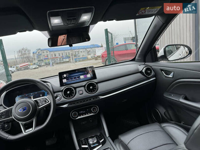 Білий DFSK Seres 3, об'ємом двигуна 0 л та пробігом 16 тис. км за 12900 $, фото 13 на Automoto.ua