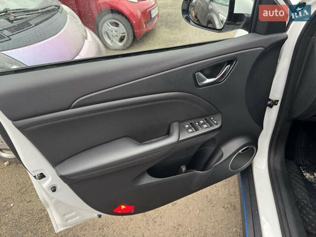 Белый DFSK Seres 3, объемом двигателя 0 л и пробегом 14 тыс. км за 13000 $, фото 25 на Automoto.ua