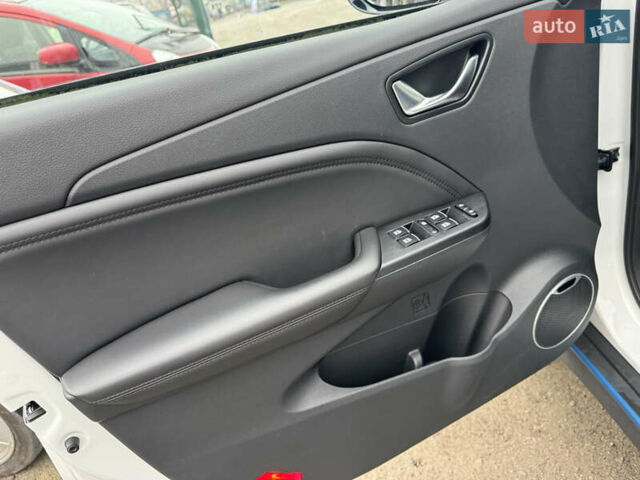 Білий DFSK Seres 3, об'ємом двигуна 0 л та пробігом 16 тис. км за 12900 $, фото 15 на Automoto.ua