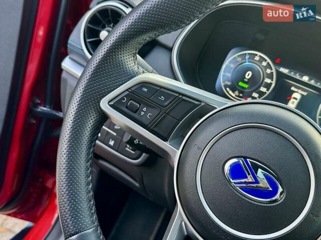 Червоний DFSK Seres 3, об'ємом двигуна 0 л та пробігом 25 тис. км за 13750 $, фото 65 на Automoto.ua