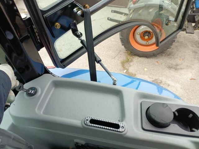 ДТЗ Другая, объемом двигателя 0 л и пробегом 100 тыс. км за 12500 $, фото 6 на Automoto.ua