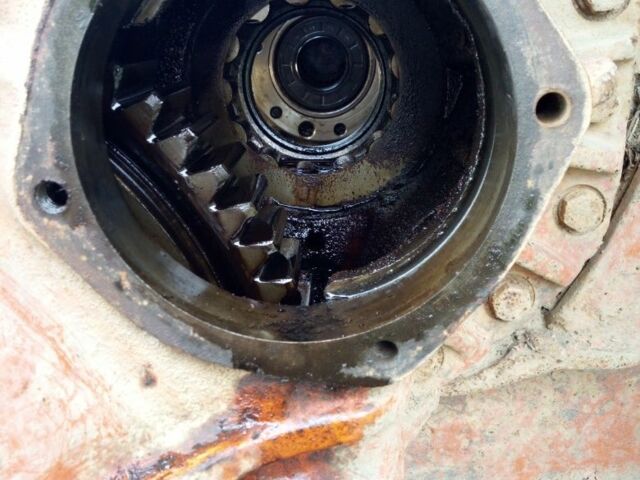 ДТЗ Другая, объемом двигателя 5 л и пробегом 200 тыс. км за 1665 $, фото 10 на Automoto.ua