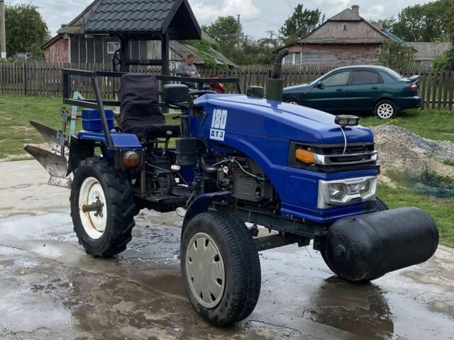 ДТЗ Другая, объемом двигателя 1.8 л и пробегом 100 тыс. км за 1750 $, фото 2 на Automoto.ua