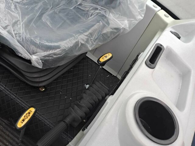 ДТЗ Другая, объемом двигателя 3.5 л и пробегом 1 тыс. км за 10450 $, фото 10 на Automoto.ua