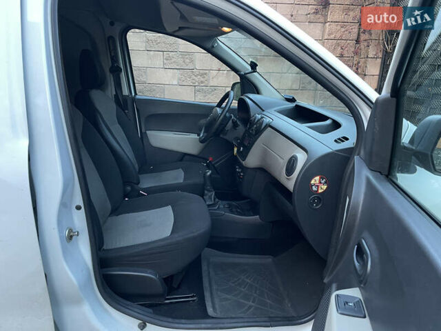 Белый Дачия Доккер, объемом двигателя 1.46 л и пробегом 210 тыс. км за 5950 $, фото 13 на Automoto.ua