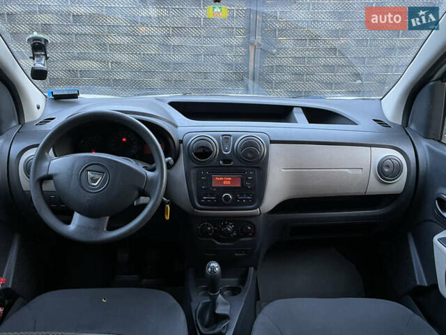 Белый Дачия Доккер, объемом двигателя 1.46 л и пробегом 210 тыс. км за 5950 $, фото 8 на Automoto.ua