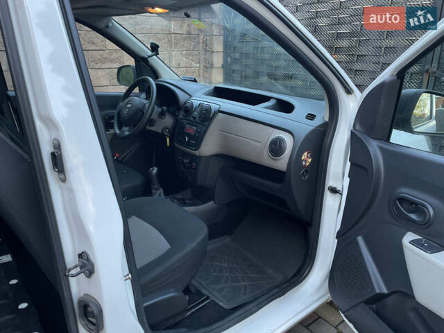 Белый Дачия Доккер, объемом двигателя 1.46 л и пробегом 210 тыс. км за 5950 $, фото 12 на Automoto.ua