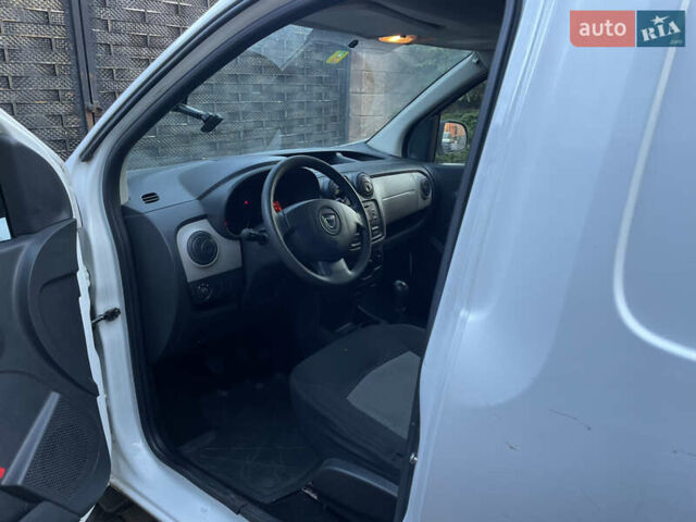 Белый Дачия Доккер, объемом двигателя 1.46 л и пробегом 210 тыс. км за 5950 $, фото 10 на Automoto.ua