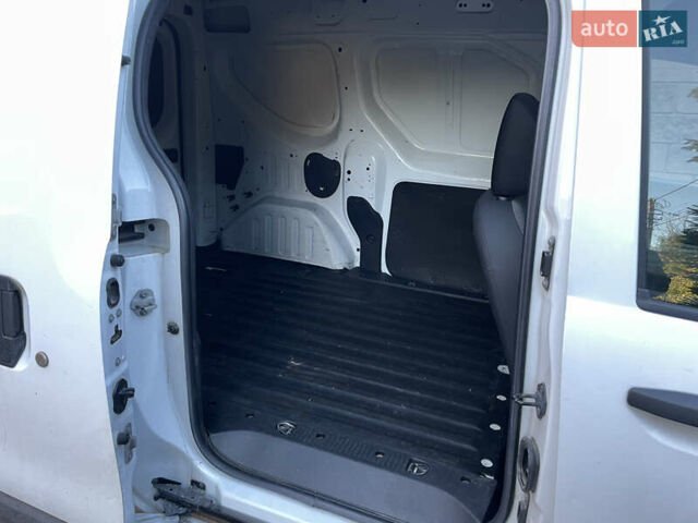 Белый Дачия Доккер, объемом двигателя 1.46 л и пробегом 210 тыс. км за 5950 $, фото 15 на Automoto.ua