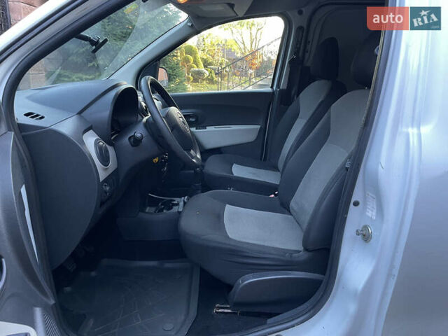 Белый Дачия Доккер, объемом двигателя 1.46 л и пробегом 210 тыс. км за 5950 $, фото 11 на Automoto.ua