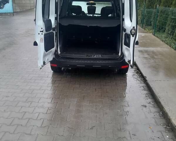 Белый Дачия Доккер, объемом двигателя 1.46 л и пробегом 235 тыс. км за 5800 $, фото 5 на Automoto.ua