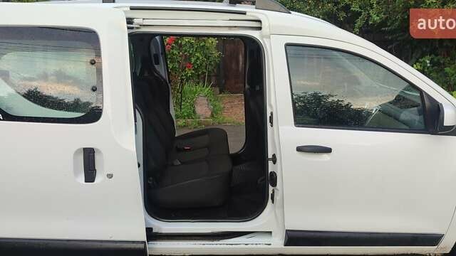 Білий Дачія Доккер, об'ємом двигуна 1.46 л та пробігом 270 тис. км за 6900 $, фото 8 на Automoto.ua