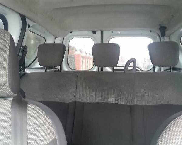 Белый Дачия Доккер, объемом двигателя 1.46 л и пробегом 235 тыс. км за 5800 $, фото 8 на Automoto.ua