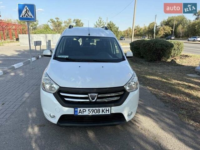 Дачия Доккер 2013 в Запорожье на Automoto.ua Белый Дачия Доккер, объемом двигателя 1.5 л и пробегом 205 тыс. км за 7200 $, фото 2 на Automoto.ua