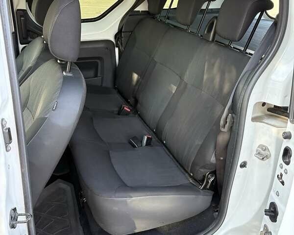 Дачия Доккер 2013 в Запорожье на Automoto.ua Белый Дачия Доккер, объемом двигателя 1.5 л и пробегом 205 тыс. км за 7200 $, фото 6 на Automoto.ua
