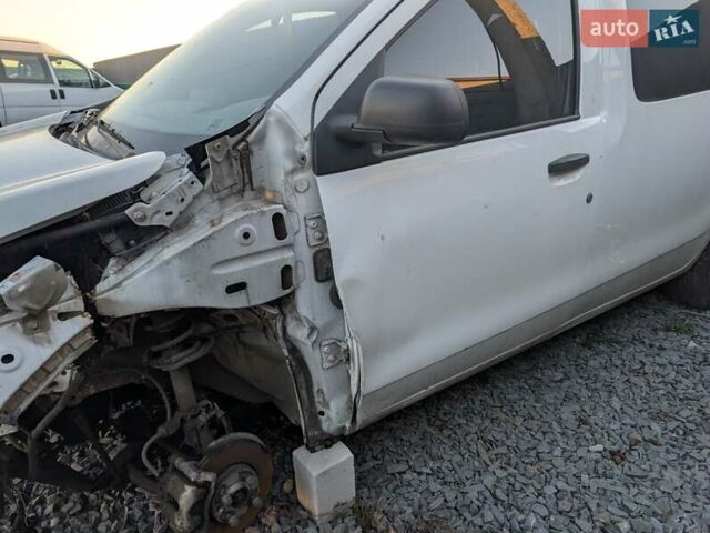 Белый Дачия Доккер, объемом двигателя 1.6 л и пробегом 220 тыс. км за 3200 $, фото 7 на Automoto.ua