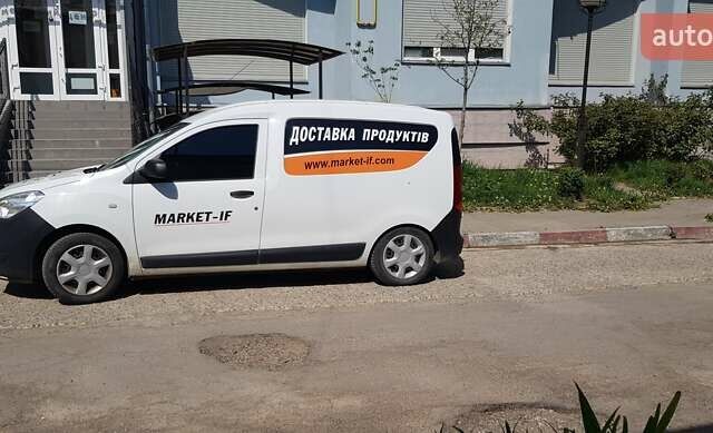 Белый Дачия Доккер, объемом двигателя 1.5 л и пробегом 200 тыс. км за 5995 $, фото 5 на Automoto.ua