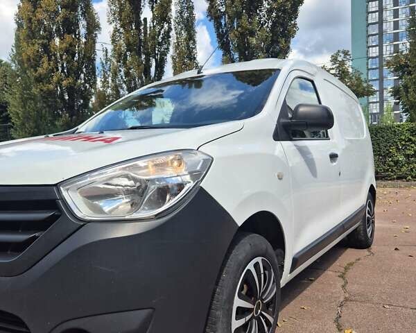 Белый Дачия Доккер, объемом двигателя 1.6 л и пробегом 227 тыс. км за 6200 $, фото 11 на Automoto.ua