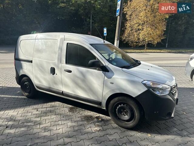 Дачия Доккер 2017 в Черновцах на Automoto.ua Белый Дачия Доккер, объемом двигателя 1.46 л и пробегом 235 тыс. км за 5000 $, фото 1 на Automoto.ua