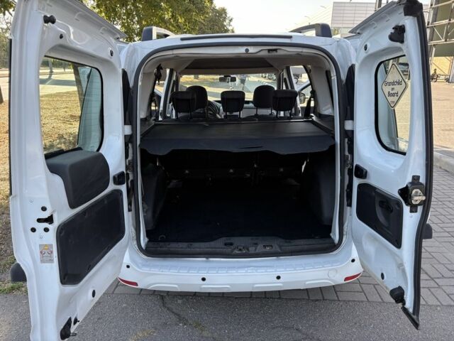 Білий Дачія Доккер, об'ємом двигуна 1.5 л та пробігом 205 тис. км за 7200 $, фото 9 на Automoto.ua