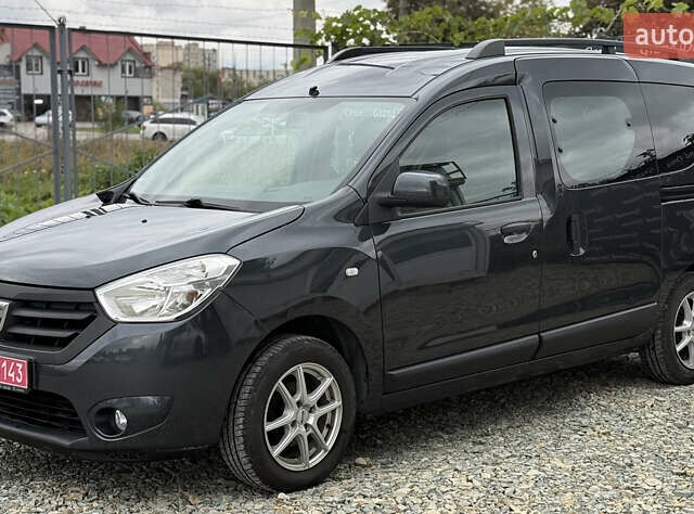 Дачия Доккер 2014 в Каменце-Подольском на Automoto.ua Серый Дачия Доккер, объемом двигателя 1.6 л и пробегом 152 тыс. км за 8800 $, фото 3 на Automoto.ua
