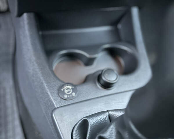 Синій Дачія Доккер, об'ємом двигуна 1.6 л та пробігом 231 тис. км за 6900 $, фото 10 на Automoto.ua