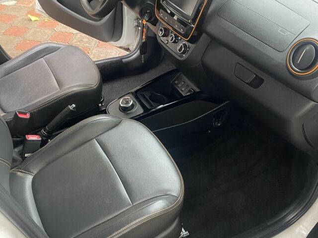 Белый Дачия Другая, объемом двигателя 0 л и пробегом 39 тыс. км за 9680 $, фото 5 на Automoto.ua