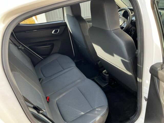 Белый Дачия Другая, объемом двигателя 0 л и пробегом 35 тыс. км за 9500 $, фото 5 на Automoto.ua