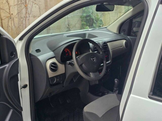 Білий Дачія Інша, об'ємом двигуна 1.6 л та пробігом 98 тис. км за 7999 $, фото 6 на Automoto.ua