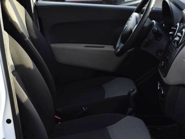 Белый Дачия Другая, объемом двигателя 1.6 л и пробегом 170 тыс. км за 7499 $, фото 11 на Automoto.ua